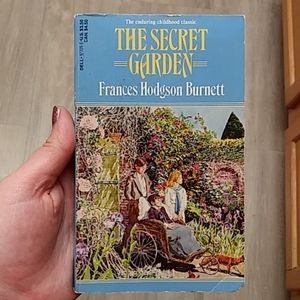The Secret Garden by Frances Hodgson Burnett